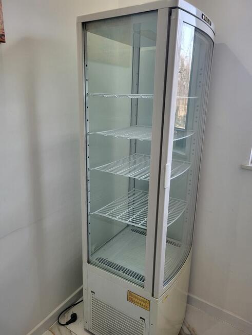 Sprzedam lodówkę cukierniczą marki STALGAST
