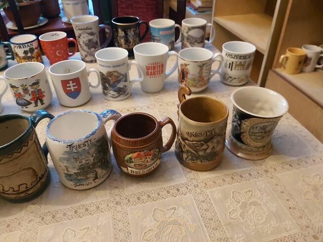 kubki z motywami zagranicznymi
