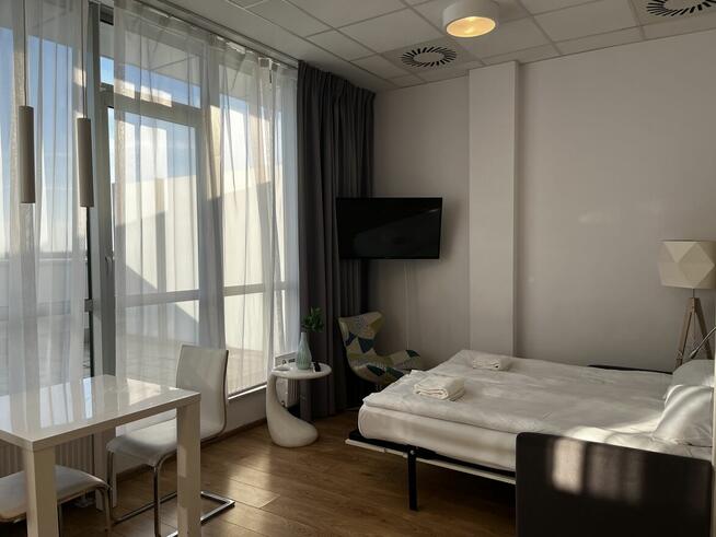 Elegancki Apartament z tarasem (NOWE)