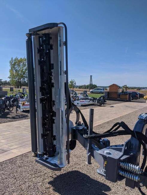 KOSIARKA BIJAKOWA NA WYSIĘGNIKU AARDEN BETA M GRIZZLY 1650