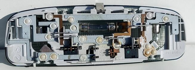 Lampka podsufitki schowka Ford Smax Galaxy Mondeo