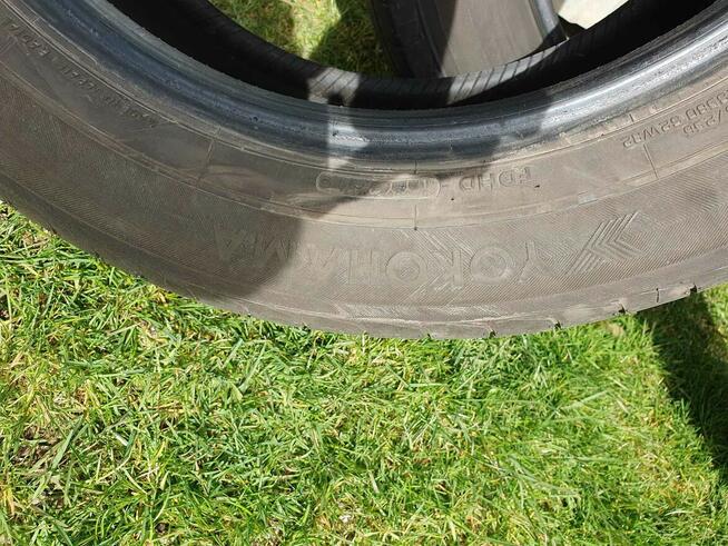 Yokohama 225/60R18 Bluearth E51 4 sztuk