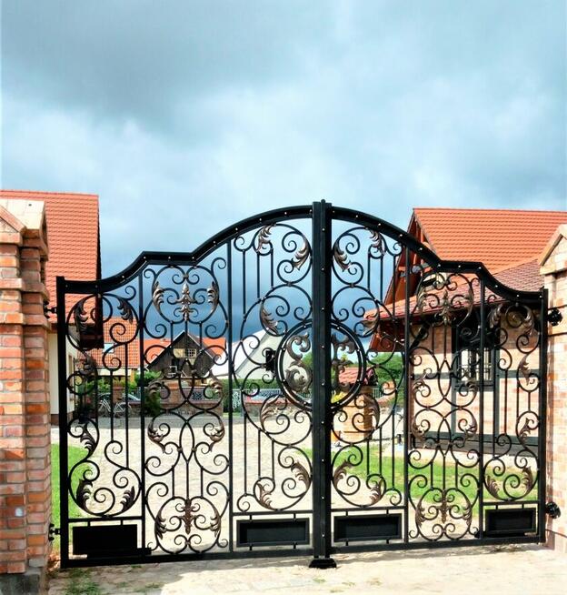 brama kuta ,ogrodzenie kute na wymiar