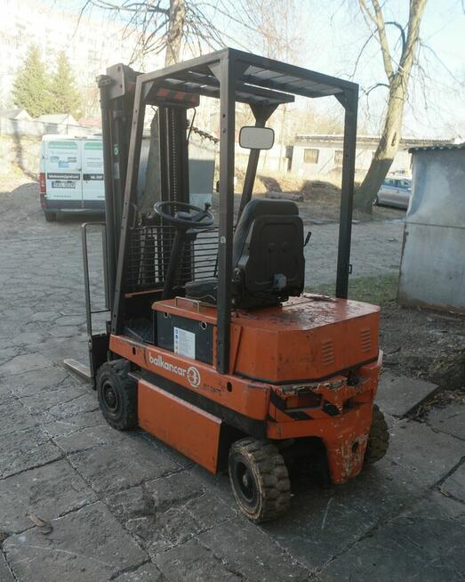 sprzedam wózek widłowy Balkanar z nowym akumulatorem
