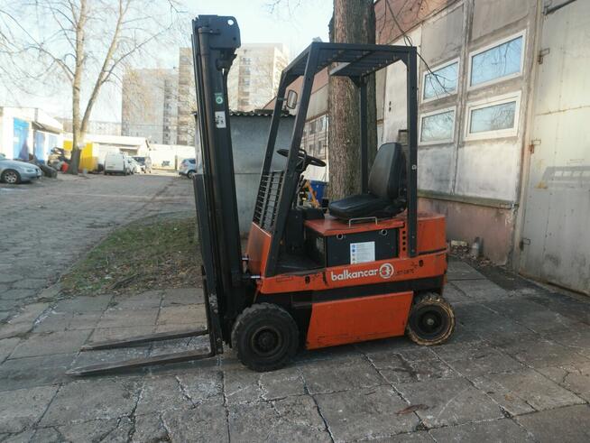 sprzedam wózek widłowy Balkanar z nowym akumulatorem
