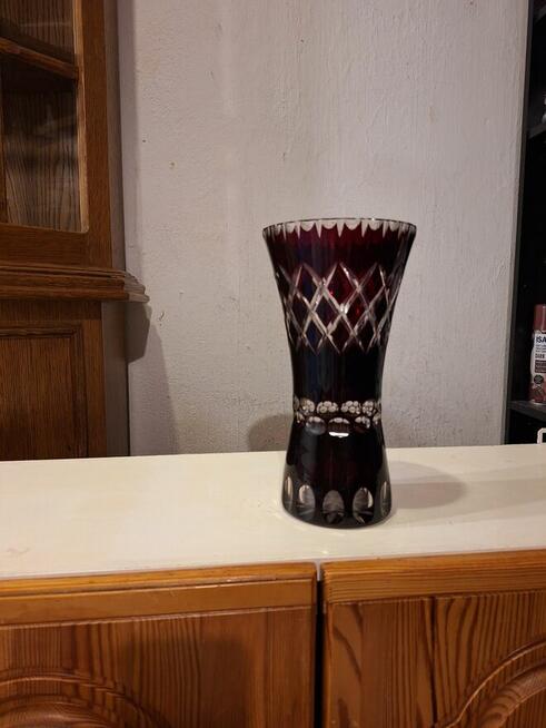 Wazon kryształowy PRL kolor RUBIN