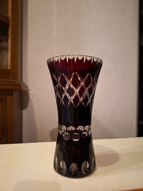 Wazon kryształowy PRL kolor RUBIN