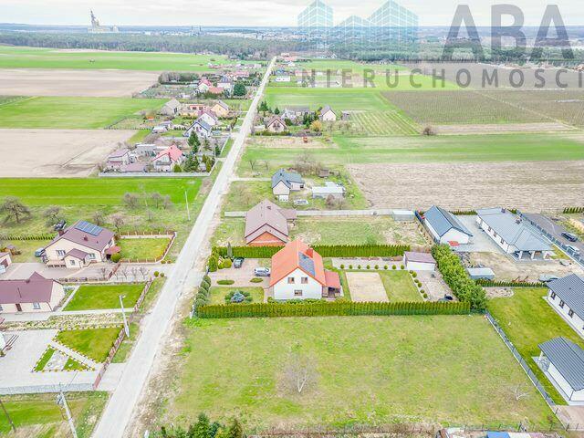 Działka budowlana w atrakcyjnej lokalizacji - Kępa