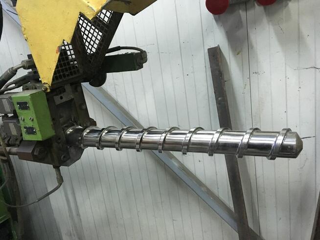 Wytłaczarkę do tworzyw -sprzedam