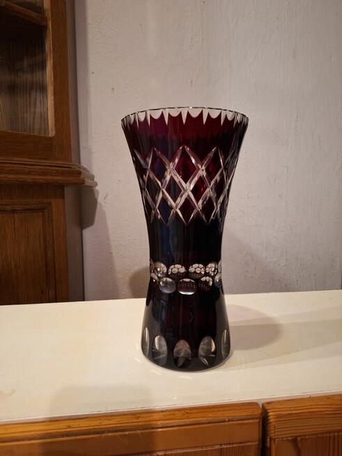 Wazon kryształowy PRL kolor RUBIN