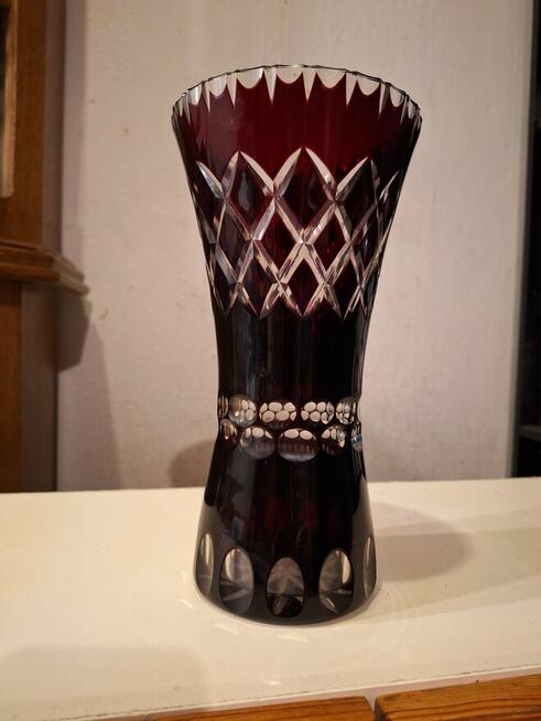 Wazon kryształowy PRL kolor RUBIN