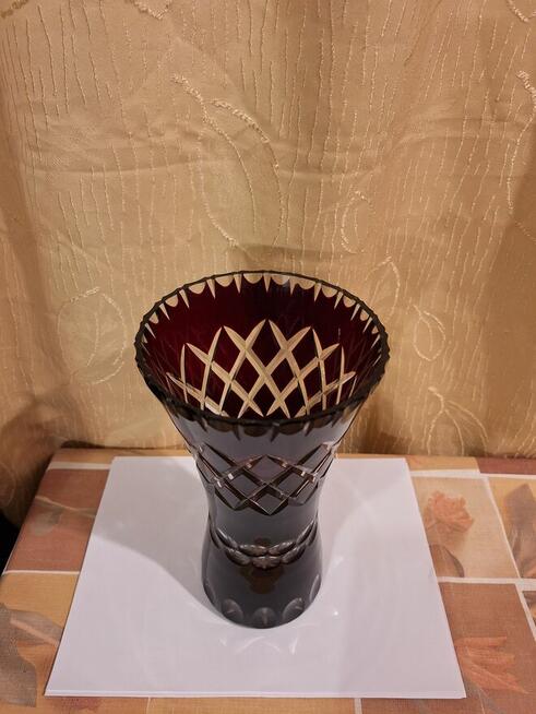 Wazon kryształowy PRL kolor RUBIN