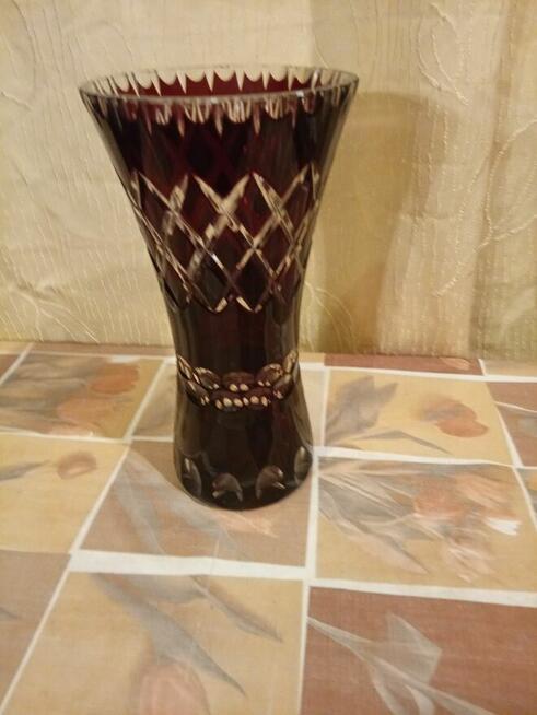 Wazon kryształowy PRL kolor RUBIN