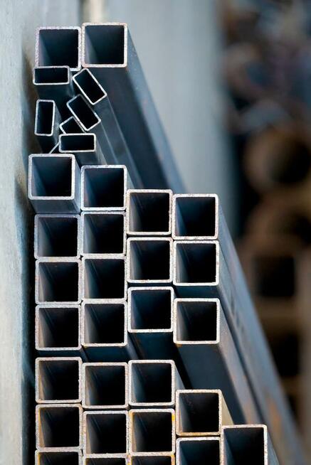 Hurtownia wyrobów hutniczych KOPSTAL w Płocku oferuje do spr