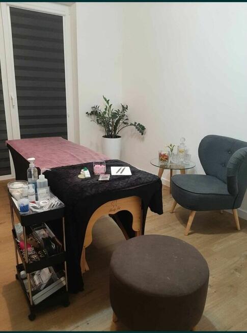 Stylizacja rzęs przedłużenie rzęs