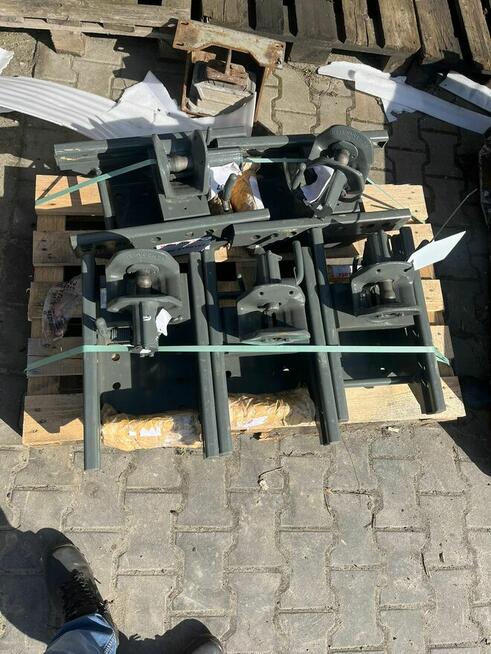 Zaczep górny transportowy listwa konsola Valtra Zetor Massey