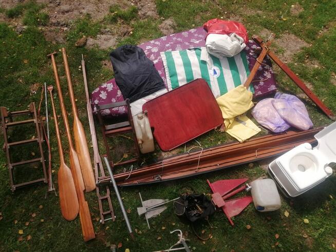 jacht typu Silhouette, stan dobry