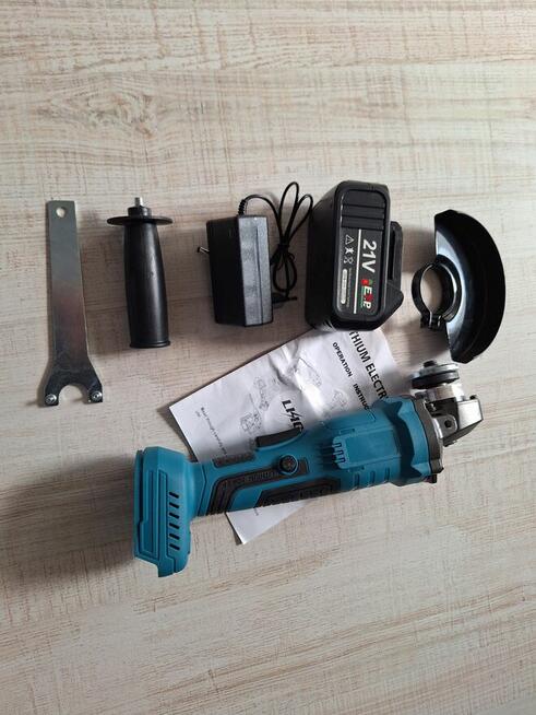 różne narzędzia akumulatorowe