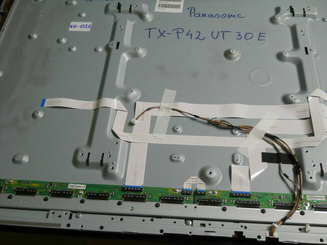 MC106FU1400 z TV Panasonic TX-TX-P42UT30E 10-026