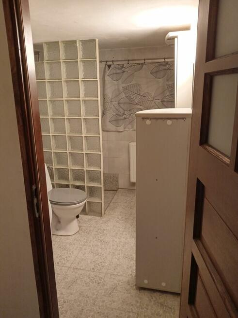 Busko Zdrój. Wynajem pokoi i pracowniczych na dłuższy okres.