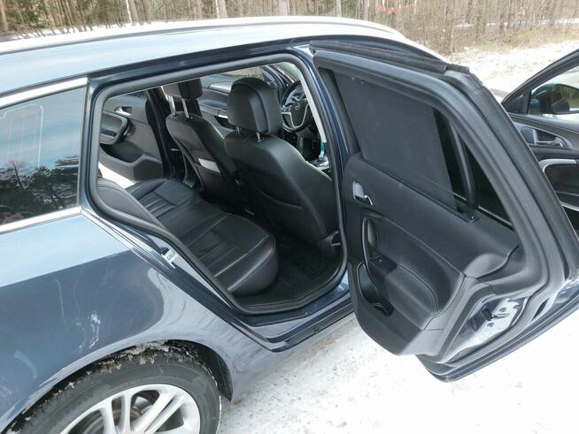 Opel insignia sports touer