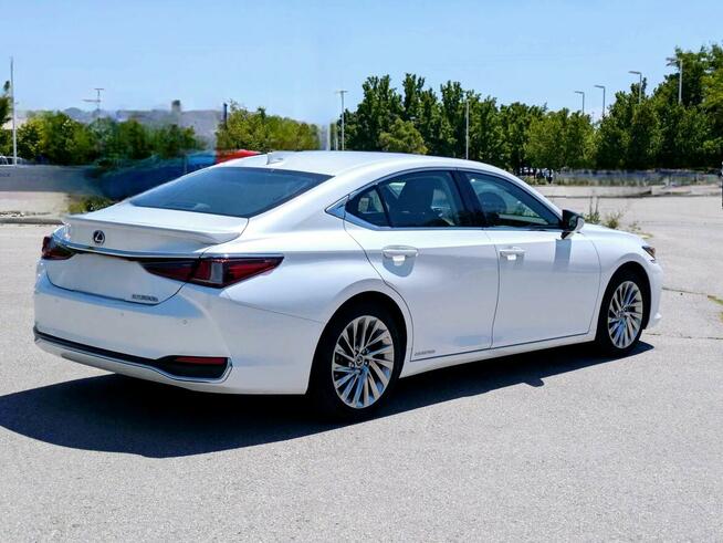 Auta do Ślubu. Piękne Lexusy Dostępne terminy 2025/2026