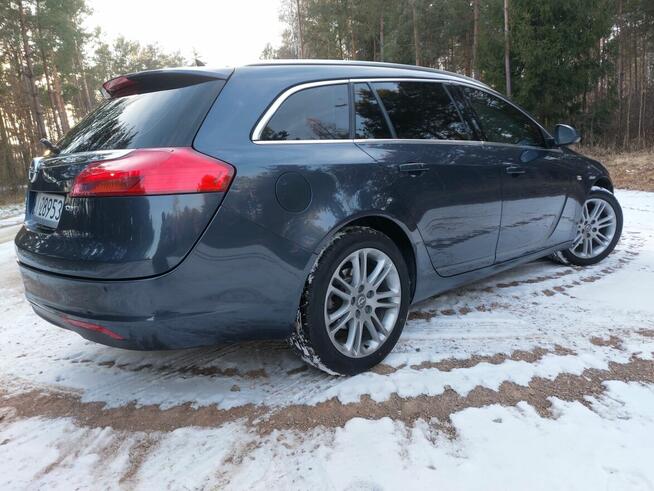 Opel insignia sports touer