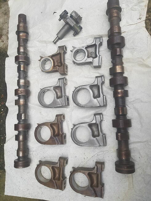 wałki rozrządu mercedes w126 4200 SE 1986 r.