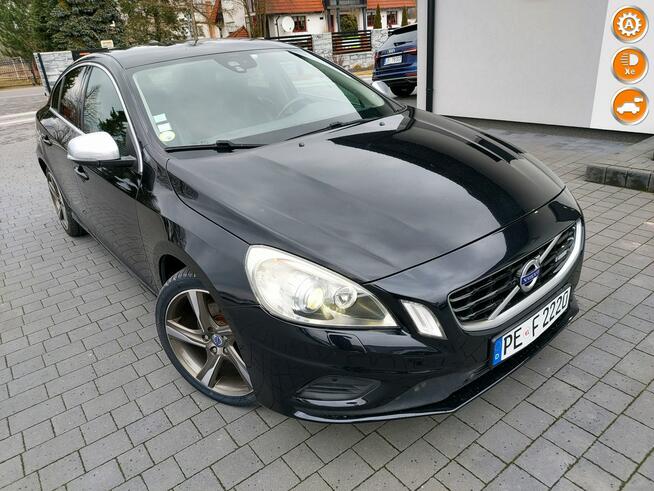 Volvo S60 navi xenon kamera automat r-design skóra 5 cilndry