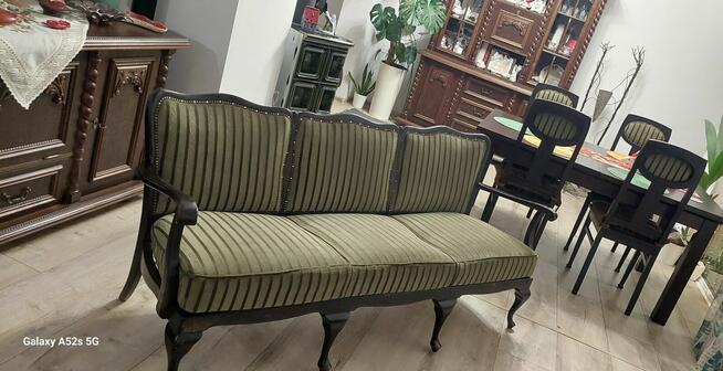 Sofę 3 osobiwą w stylu ludwikowskim + 2 pufy