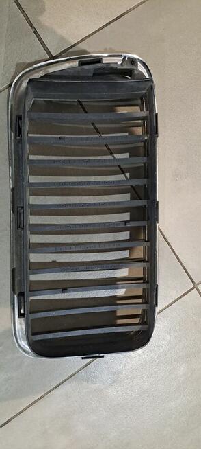 Grill przedni