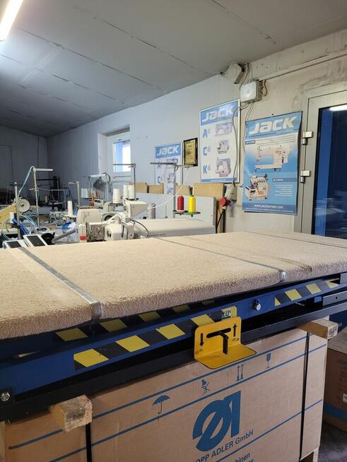 Stół tapicerski pneumatyczny