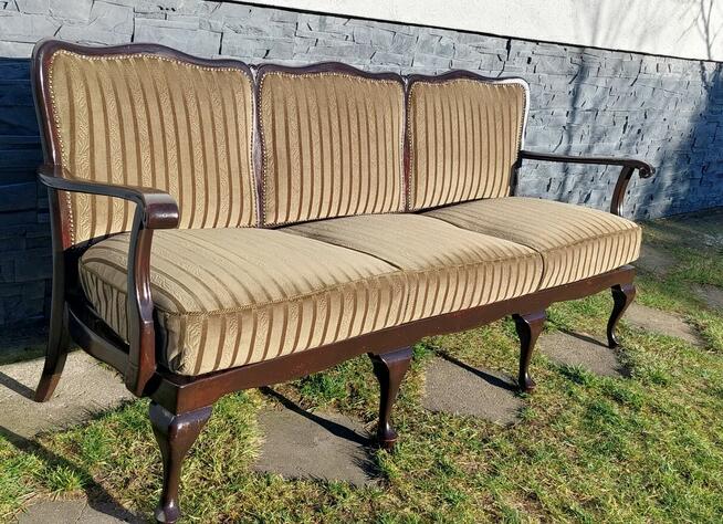 Sofę 3 osobiwą w stylu ludwikowskim + 2 pufy