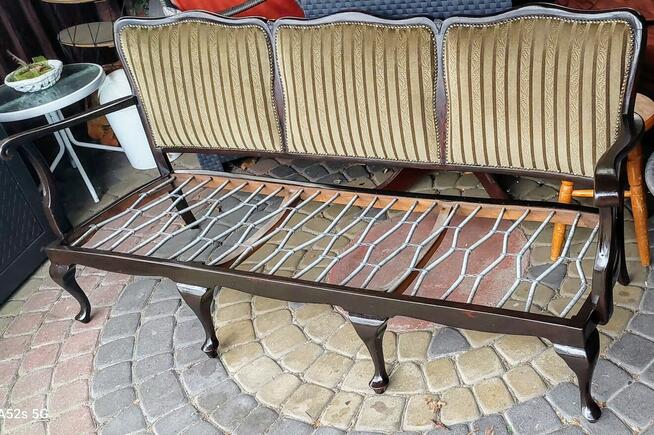 Sofę 3 osobiwą w stylu ludwikowskim + 2 pufy