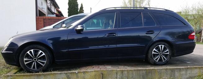 Mercedes E klasa kombi W211 granatowy