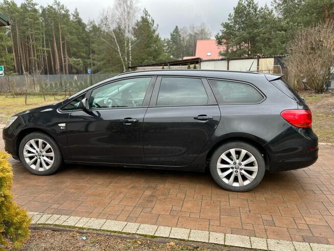 Opel Astra 1,4 benzyna +gaz . Bogate wyposażenie.