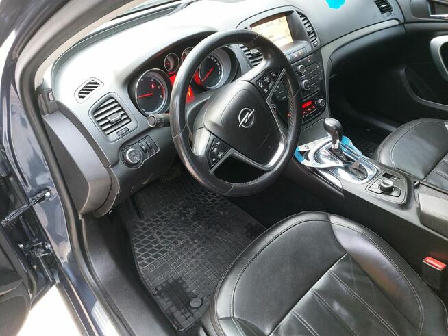 Opel insignia sports touer