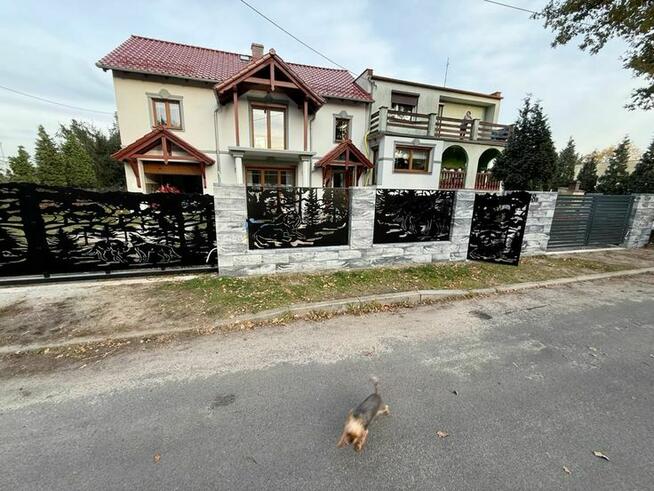 Brama przesuwna 4m Wilki las + furtka –malowana proszkowo