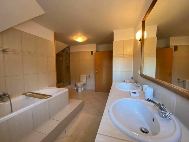 Szczecin! Przestronna willa w pobliżu jeziora Miewie