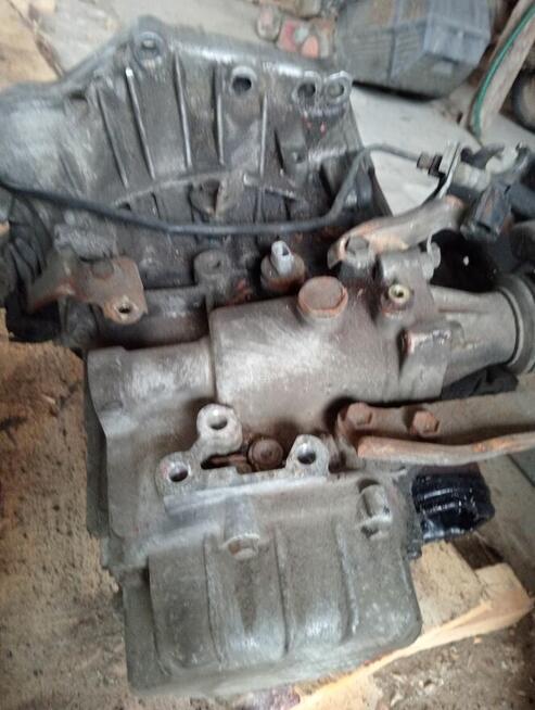 Części do toyoty Corolli wszystkie 1.4 16v 2002rok