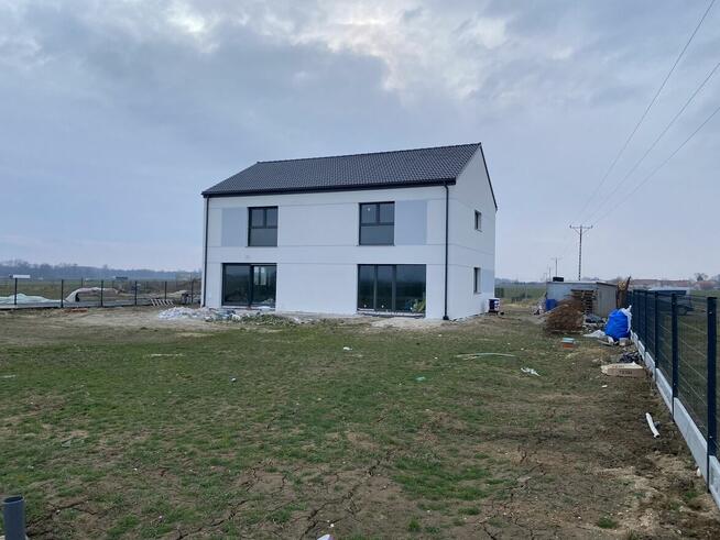 Dom, połówka bliźniaka 18 km od Legnicy