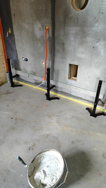 Podstawka do poziomowania płytek