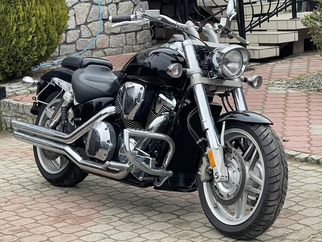 Honda Vtx 1800 F spec 3