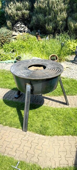 Bramy, balustrady, ogrodzenia, wiaty śmietnikowe, palisadowe