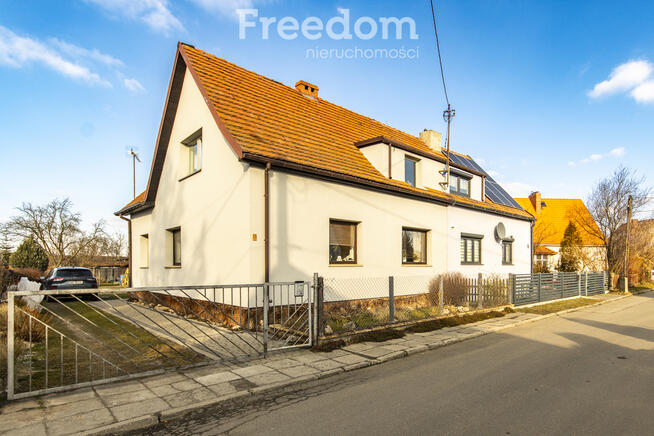 Dom bliźniak z dużym ogrodem Karola Miarki