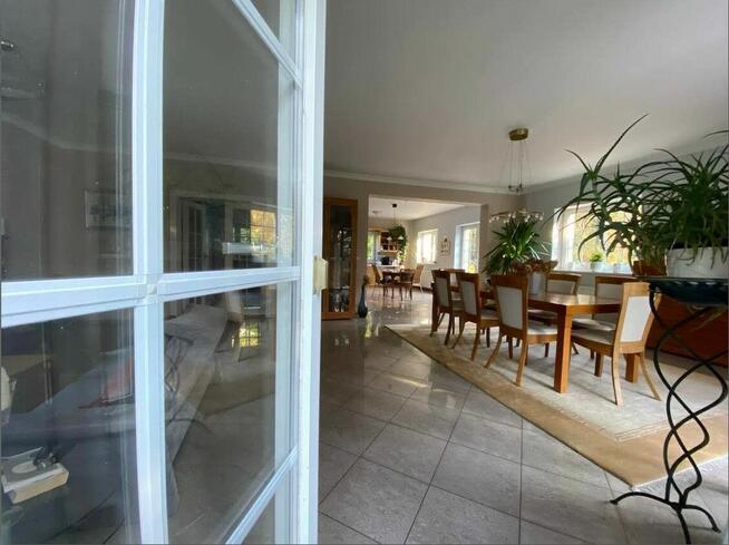 Szczecin! Przestronna willa w pobliżu jeziora Miewie