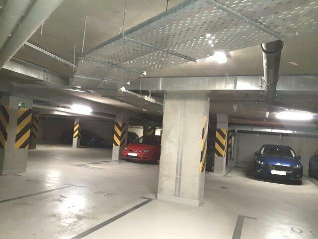 Gocław ul. Abrahama Pokój z kuchnią 43m2 Parking bezpośredni