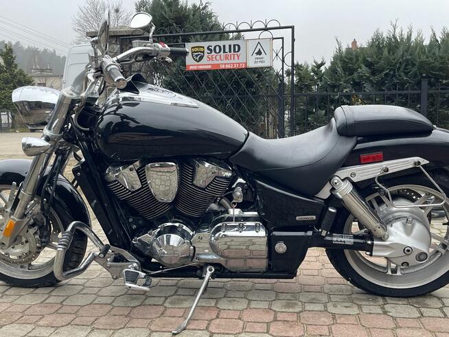Honda Vtx 1800 F spec 3