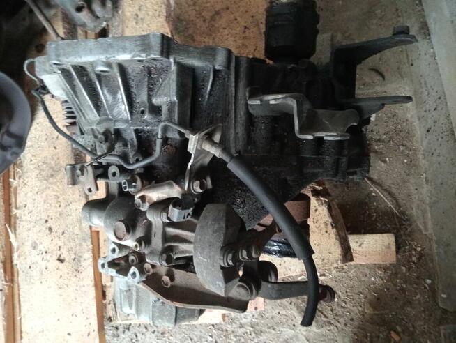 Części do toyoty Corolli wszystkie 1.4 16v 2002rok