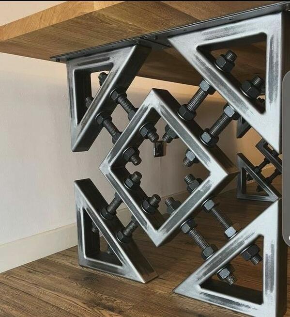 Bramy, balustrady, ogrodzenia, wiaty śmietnikowe, palisadowe